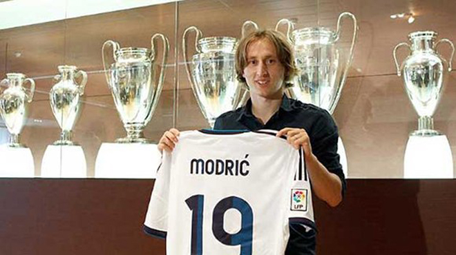 vua-gia-nhap-real-modric-da-bi-cuu-danh-thu-prosinecki-dan-mat