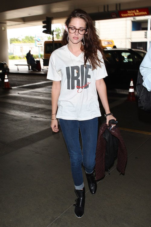 kristen-stewart-toi-toronto-tham-du-lien-hoan-phim-quoc-te