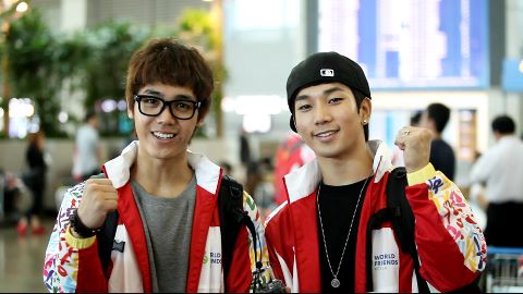 2-mau-mblaq-bi-nghi-da-toi-viet-nam