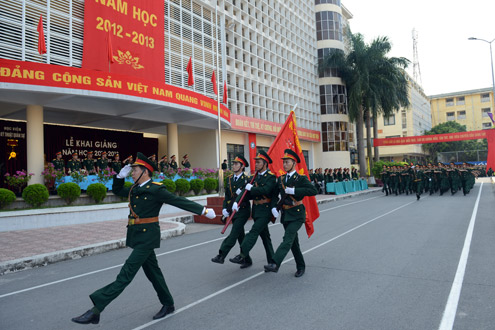 dieu-binh-trong-le-khai-giang-truong-quan-su