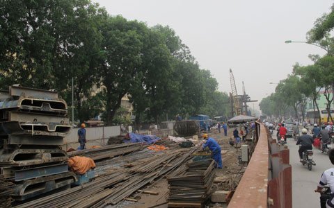 ngon-ngang-du-an-duong-sat-tren-cao-o-hn