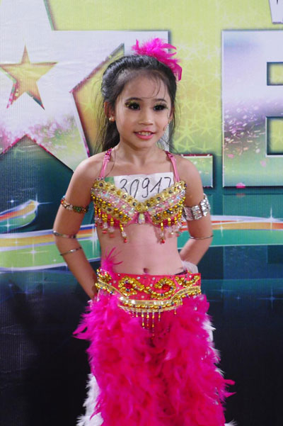 nhieu-thi-sinh-nhi-tham-gia-vns-got-talent-2012