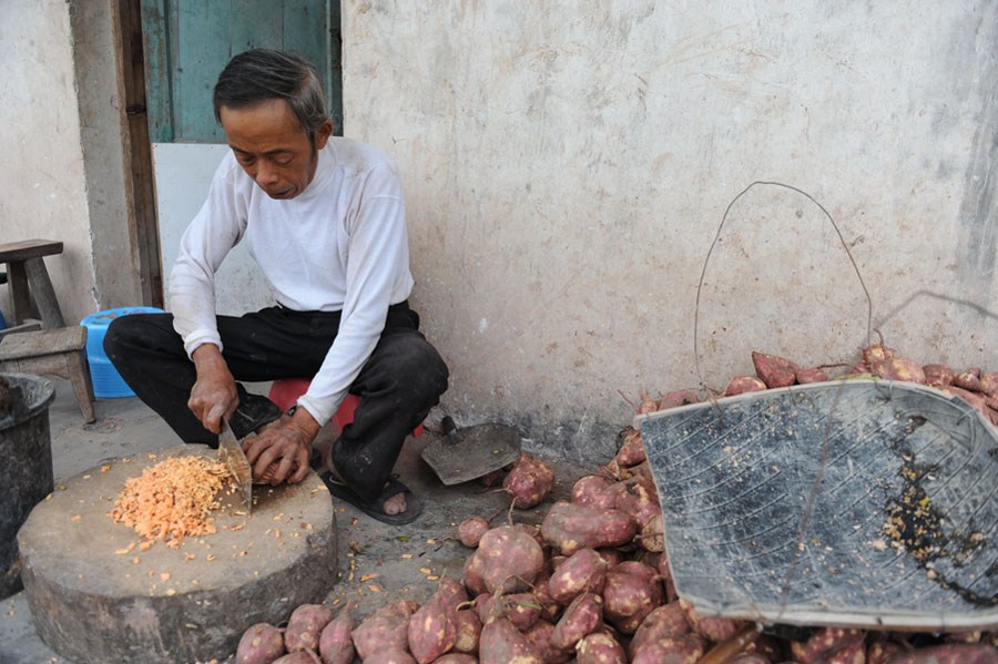 cha-giu-thi-hai-con-trong-tu-lanh-6-nam-vi-tiec-thuong-con