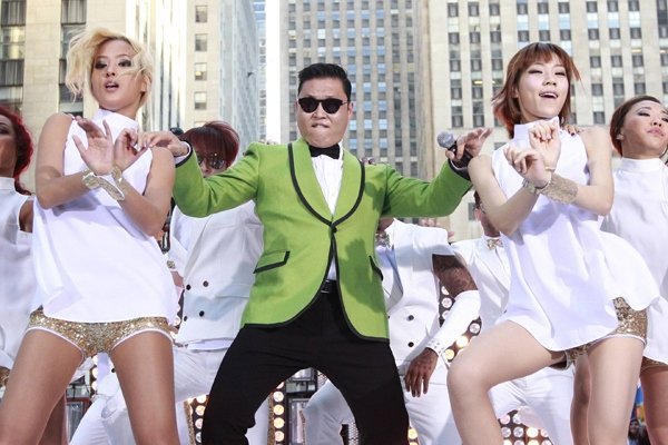 thi-nhay-cover-dieu-phi-ngua-trong-gangnam-style