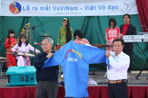 nguoi-viet-mang-vovinam-den-berlin