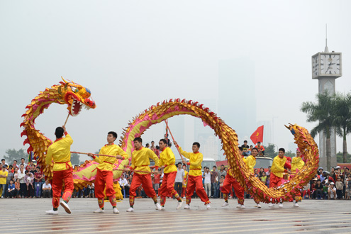 tram-nguoi-mua-con-rong-khong-lo-o-thu-do