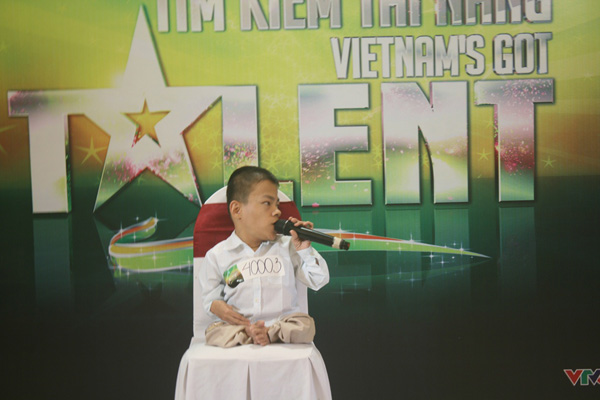 vietnams-got-talent-2012-dot-nong-mien-trung