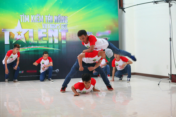 vietnams-got-talent-2012-dot-nong-mien-trung