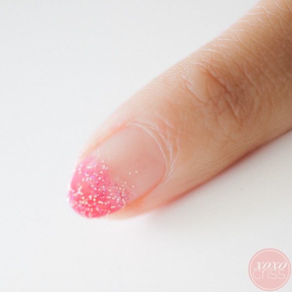 nail-ombre-thoi-thuong-cho-phong-cach-thanh-lich