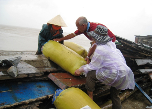 bao-giat-cap-13-hang-van-dan-so-tan-trong-dem