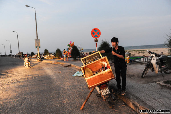 van-hoa-xe-may-viet-nam-tren-bao-my