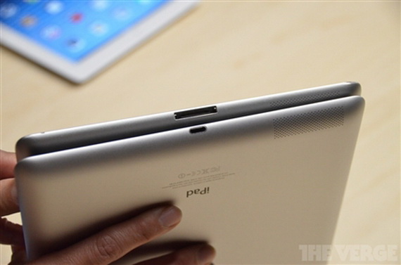 ipad-4-tro-nen-lu-mo-truoc-suc-nong-cua-ipad-mini