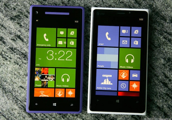 AT & T công bố giá cho điện thoại Nokia Lumia 920, 820 1