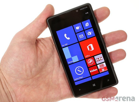 'Mở hộp' Nokia Lumia 820 1