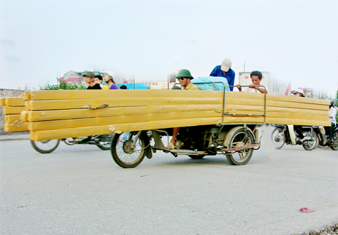 Muôn kiểu giao thông trên đường Hà Nội 7