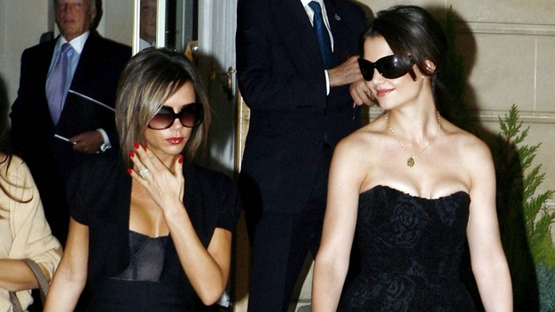 Katie Holmes muốn "nối lại tình xưa" với Victoria Beckham 1