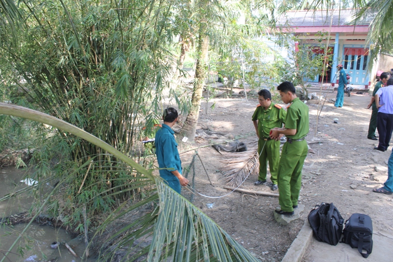 Nổ đầu đạn làm 8 người thương vong: Đám giỗ tang thương! 1