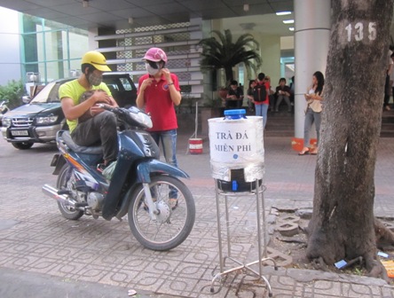 TPHCM: Tuyến đường phục vụ trà đá miễn phí cho người nghèo 3