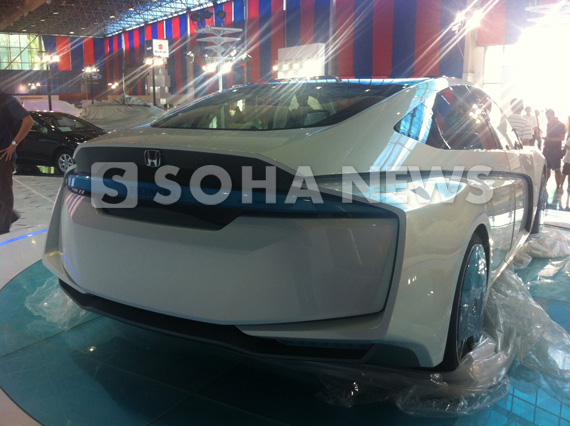 anh-nong-cua-acx-concept-xe-hybrid-khong-tay-lai-cua-honda