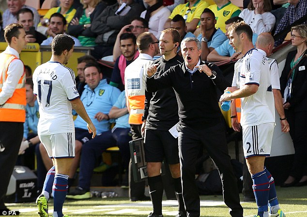 Jose Mourinho và mùa đầu tiên trở lại Chelsea: Đời thay đổi và chờ Mou thay đổi ảnh 1