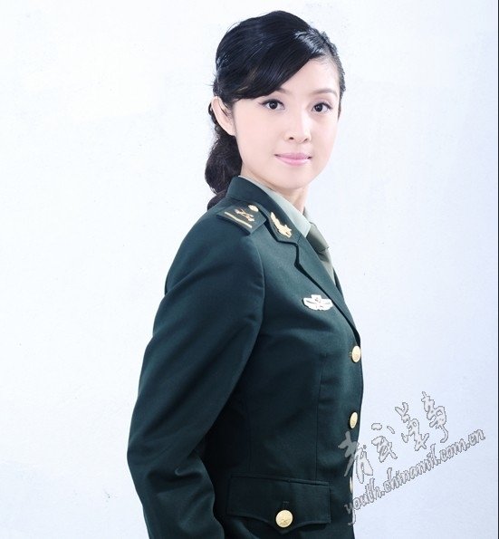 Nhập ngũ đã được 5 năm, Lưu Hiểu Lộ trở thành nữ quân nhân được yêu thích nhất