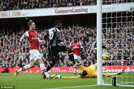 Arsenal 5-2 Tottenham: Người hùng và tội đồ 1