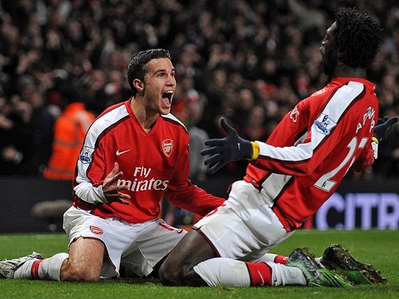 Adebayor chê Arsenal thiếu trụ cột 3