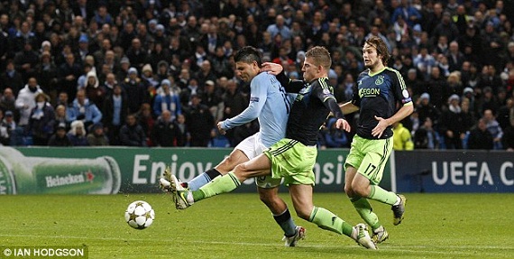 Man City 2-2 Ajax: Đã quá muộn màng? 3