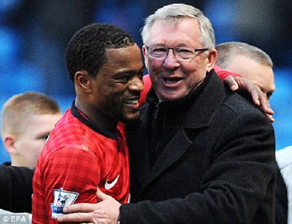 Sir Alex sẽ không để Evra ra đi?