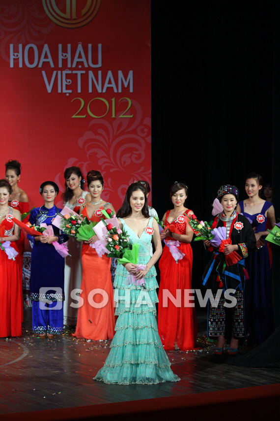 cong-bo-top-20-hoa-hau-viet-nam-2012-khu-vuc-mien-bac