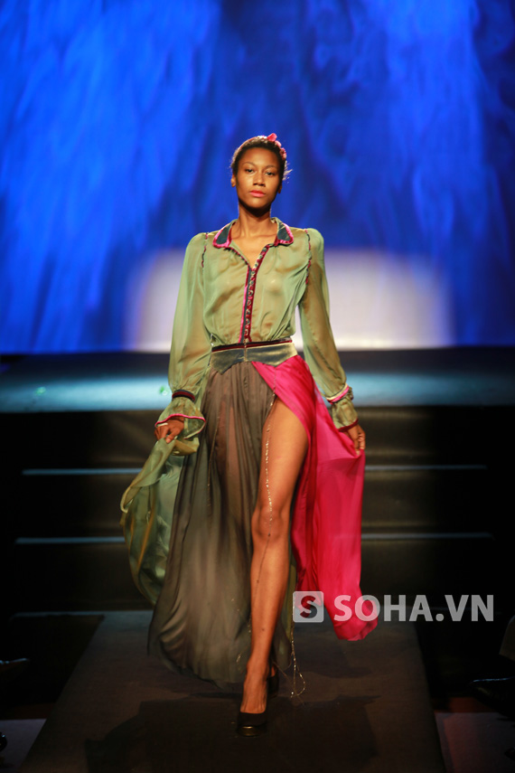 Ý - Việt Fashion Week: Mẫu ta nổi bật hơn mẫu tây 17