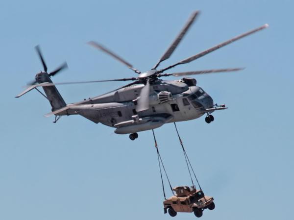 Xem "khủng long" CH-53 Super Stallion phô diễn sức mạnh 27