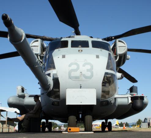 Xem "khủng long" CH-53 Super Stallion phô diễn sức mạnh 13