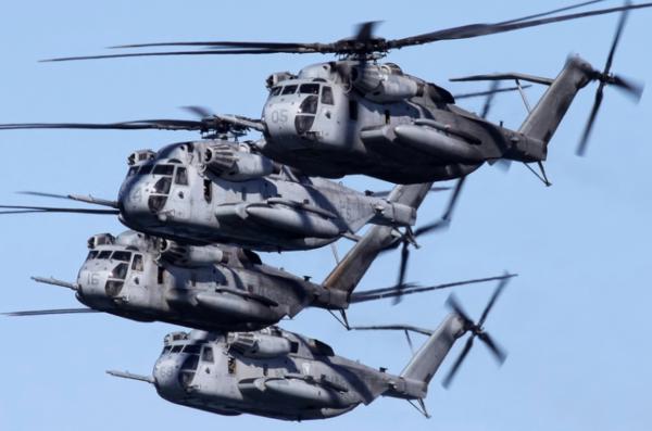 Xem "khủng long" CH-53 Super Stallion phô diễn sức mạnh 38