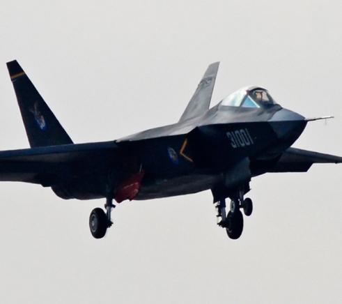 Báo Mỹ: Chính Không quân TQ cũng không muốn dùng J-31 2