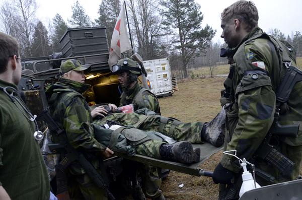 Xem quân đội Thụy Điển huấn luyện, tập trận bắn đạn thật 2