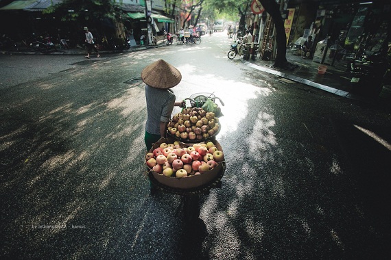 nhoc-nhan-nhung-ganh-hang-rong-tren-pho