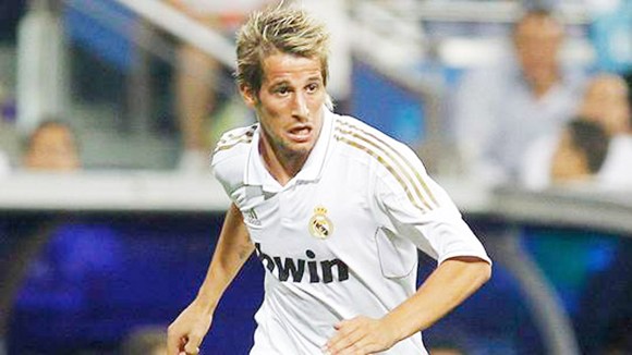 phan-ung-voi-trong-tai-coentrao-bi-cam-thi-dau-4-tran