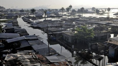 nigeria-lu-lon-ca-sau-ha-ma-den-nha-dan-tranh-bao