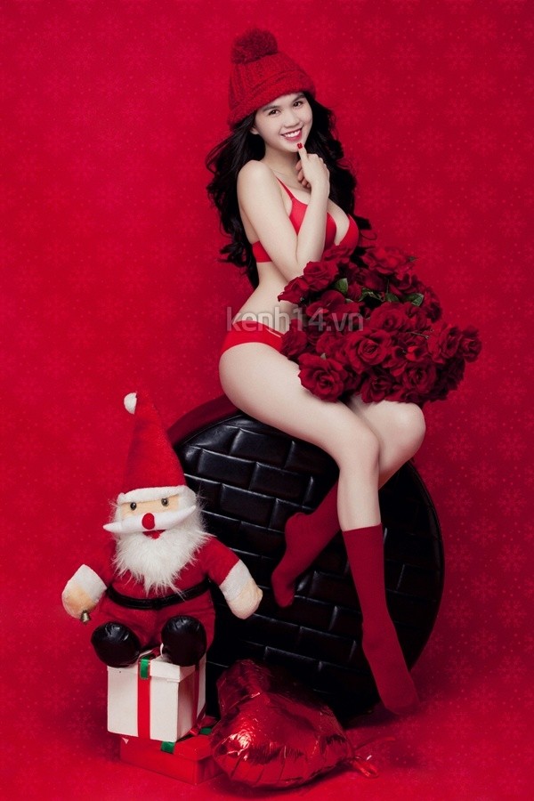 Ngọc Trinh xinh "ngất ngây" trong bộ ảnh bikini đón Noel 1