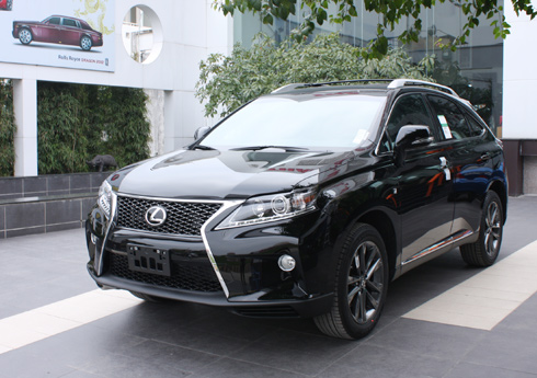 Lexus RX350 F Sport tại Việt Nam.