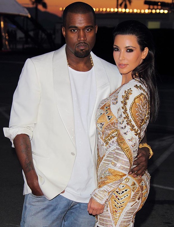 Kim Kardashian và Kanye West vội vàng tổ chức đám cưới 1