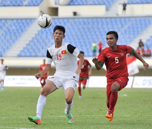 Phan Văn Long từng ghi bàn rất đẹp mắt trong góc hẹp cho U19 Việt Nam