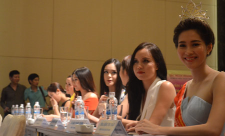 Hoa hậu Việt Nam 2014, tước vương miện, lỗ hổng