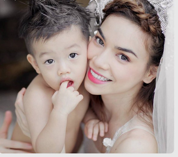  Sao Việt sinh con cho bạn trai không cần đám cưới