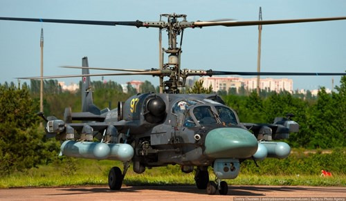 Tham gia cuộc thi này là những trực thăng hàng đầu của Nga hiện nay bao gồm: Mi-28H, Alligator Ka-52... 