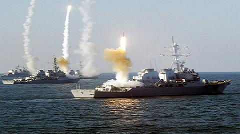 Chiến hạm Aegis phóng tên lửa phòng không Standard Missiles 3 (SM-3)