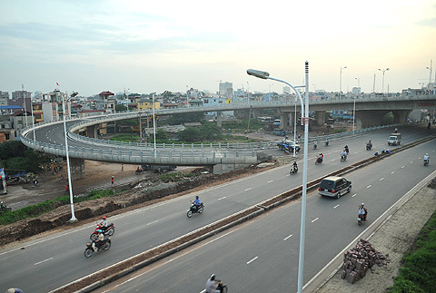 Cầu Vĩnh Tuy (giai đoạn I)