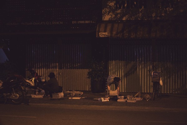 Chùm ảnh: Nhịp sống của người Sài Gòn vào buổi sáng sớm 1