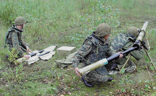 RPG-29 Vampire là súng phóng lựu chống tăng được trang bị thiết bị ngắm quang học hiện đại. Để thuận tiện trong quá trình vận chuyển, các nhà thiết kế đã cấu tạo súng thành nhiều bộ phận có thể tháo lắp được. 